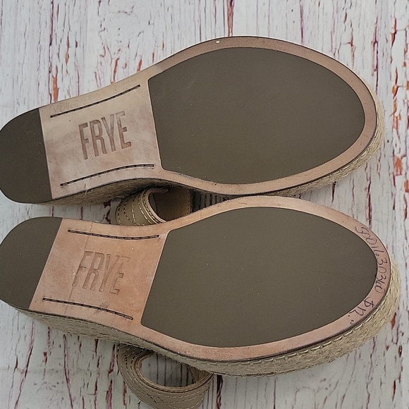 Frye Women's Beige Leather Espadrille Wedges Size 8 - Picture 8 of 9